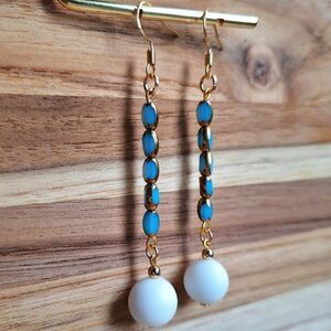 White Stone 18k Gold Dangle Earrings Coastal Style Boho 70s Mid Century Modern